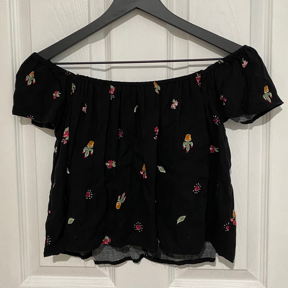 Off-the-Shoulder Printed Black Top